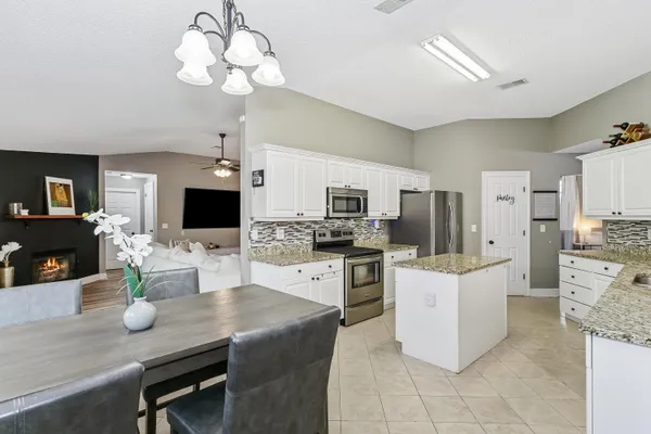 $374,999 | 1238 Northview Drive, Crestview, FL 32536