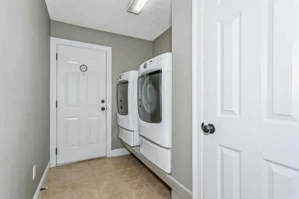 $374,999 | 1238 Northview Drive, Crestview, FL 32536