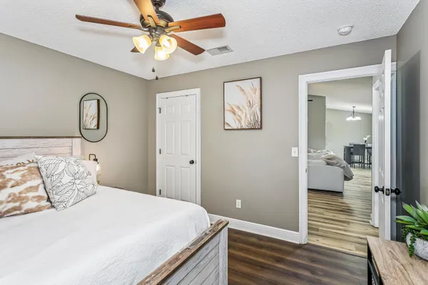 $374,999 | 1238 Northview Drive, Crestview, FL 32536