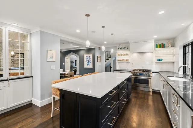 $2,890,000 | 1151 Commonwealth Avenue, Newton, MA 02465