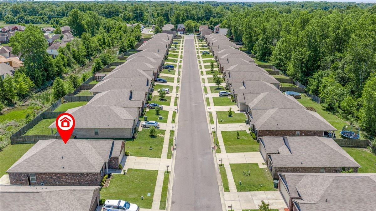 5320 Crossfield Road Memphis, TN 38109 - Photo 4 of 40 an aerial view of a house