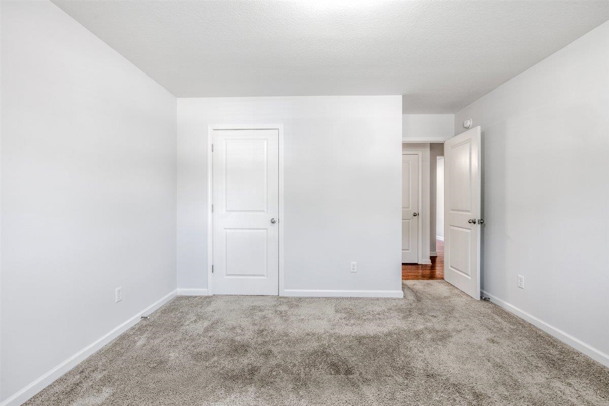 5320 Crossfield Road Memphis, TN 38109 - Photo 8 of 40 a view of an empty room