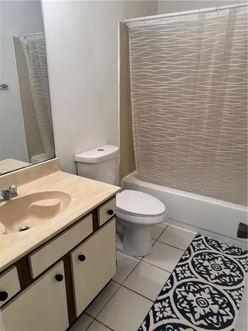 $1,500 | 725 Heavens Drive, Unit 3, Mandeville, LA 70471