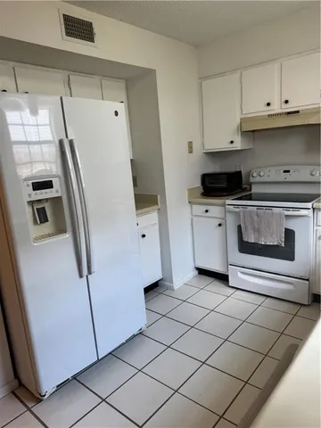 $1,500 | 725 Heavens Drive, Unit 3, Mandeville, LA 70471