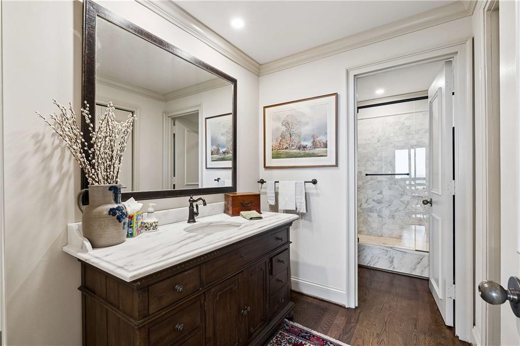 2660 Peachtree Road Northwest, Unit 32B Atlanta, GA 30305 - Photo 13 of 48