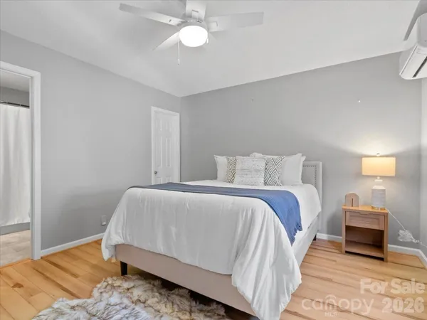 $449,000 | 301 Robertson Street, Burnsville, NC 28714
