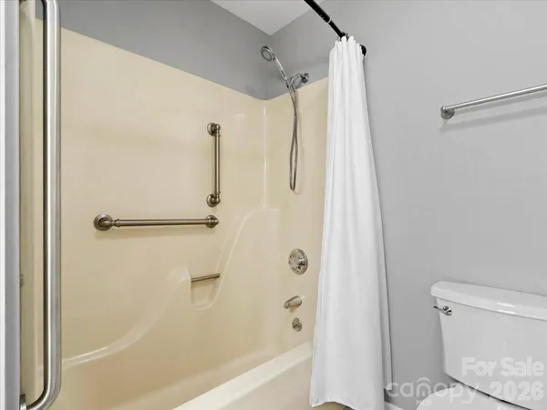 $449,000 | 301 Robertson Street, Burnsville, NC 28714