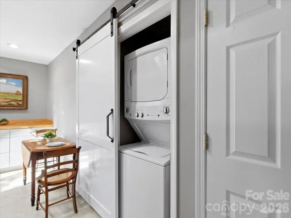 $449,000 | 301 Robertson Street, Burnsville, NC 28714