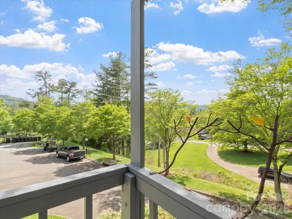 $449,000 | 301 Robertson Street, Burnsville, NC 28714