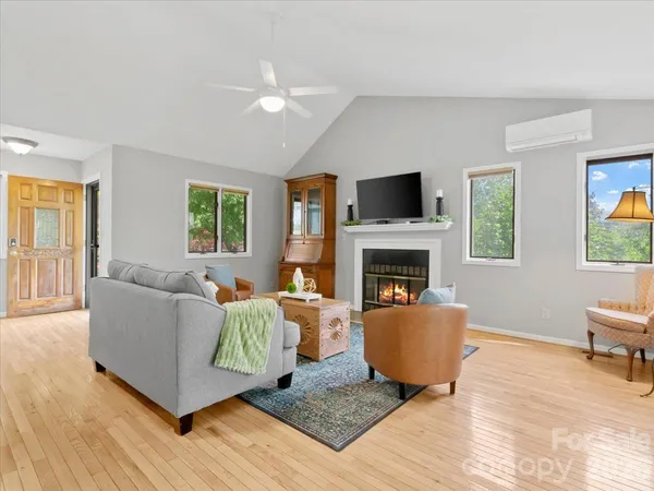 $449,000 | 301 Robertson Street, Burnsville, NC 28714