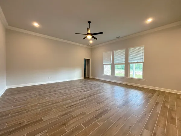 $475,817 | 90 Splendor Run, Ponce de Leon, FL 32455