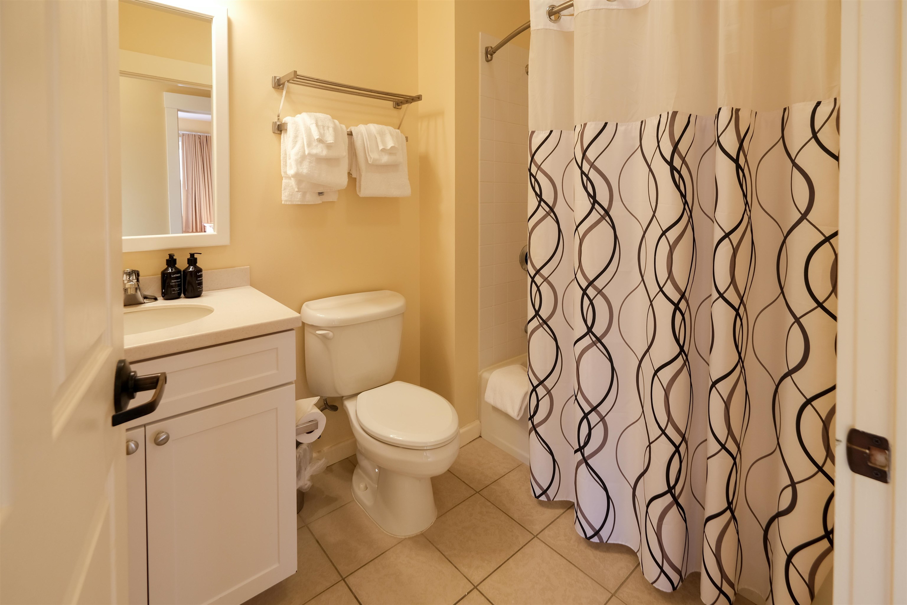 238-q1 238-q1 Jackson Gore Inn, Unit 238 Q1 Ludlow, VT 05149 - Photo 11 of 44