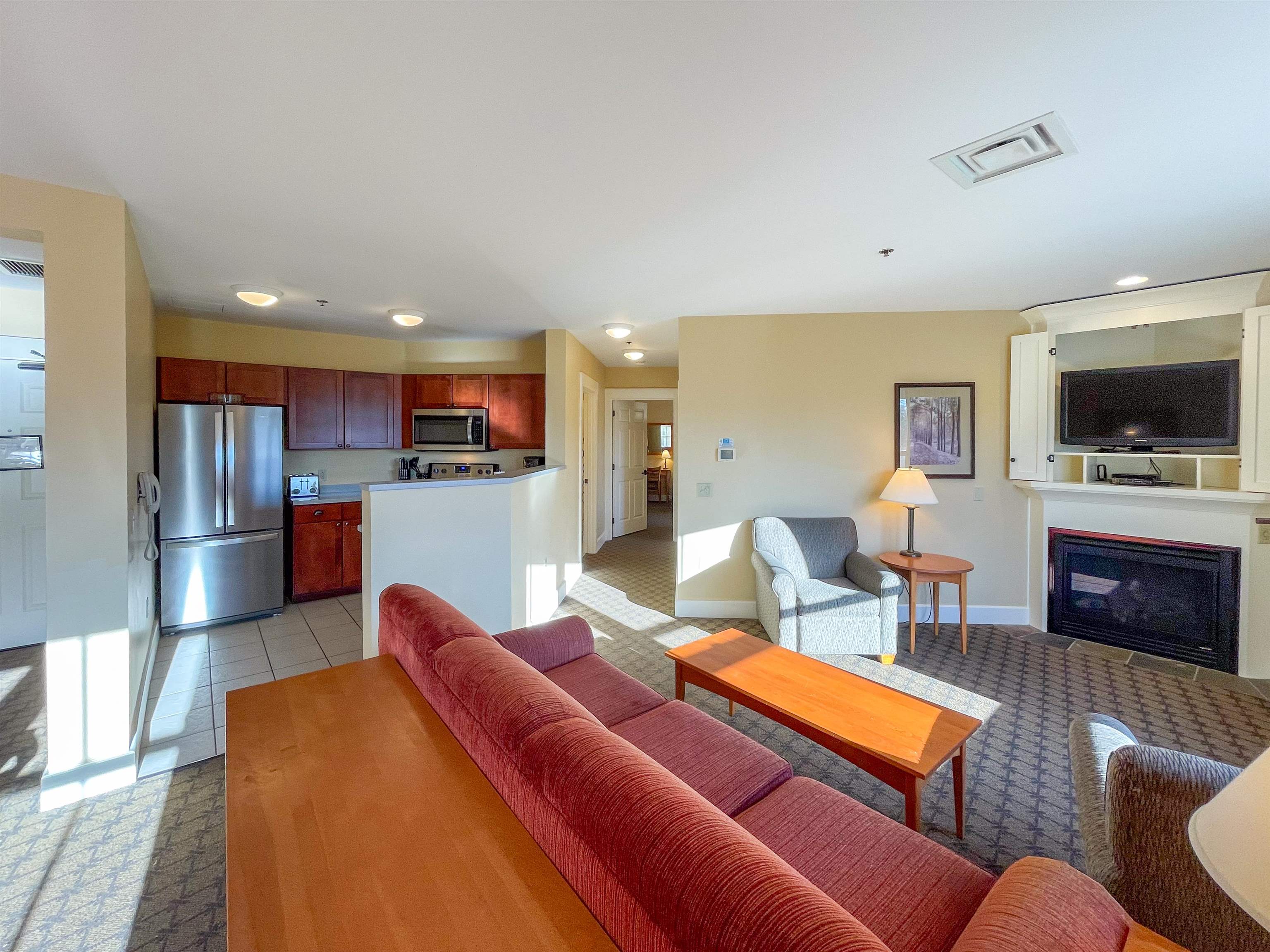 238-q1 238-q1 Jackson Gore Inn, Unit 238 Q1 Ludlow, VT 05149 - Photo 2 of 44