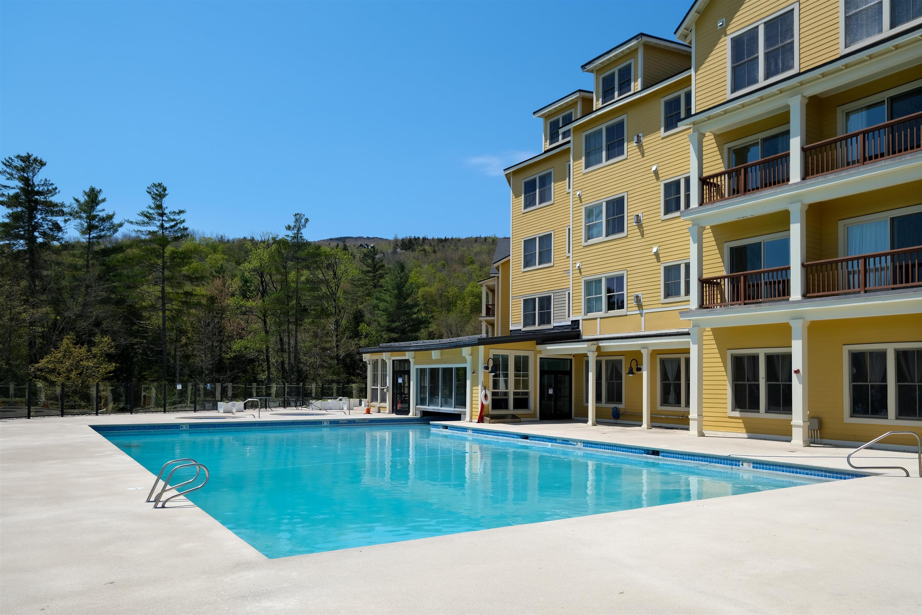 238-q1 238-q1 Jackson Gore Inn, Unit 238 Q1 Ludlow, VT 05149 - Photo 28 of 44