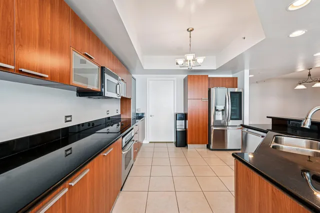 $899,000 | 2650 Lake Shore Drive, Unit 1006, Riviera Beach, FL 33404