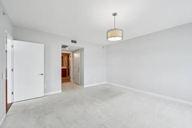 $899,000 | 2650 Lake Shore Drive, Unit 1006, Riviera Beach, FL 33404