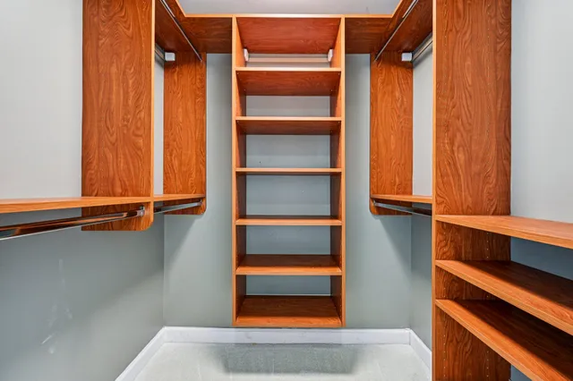 $899,000 | 2650 Lake Shore Drive, Unit 1006, Riviera Beach, FL 33404