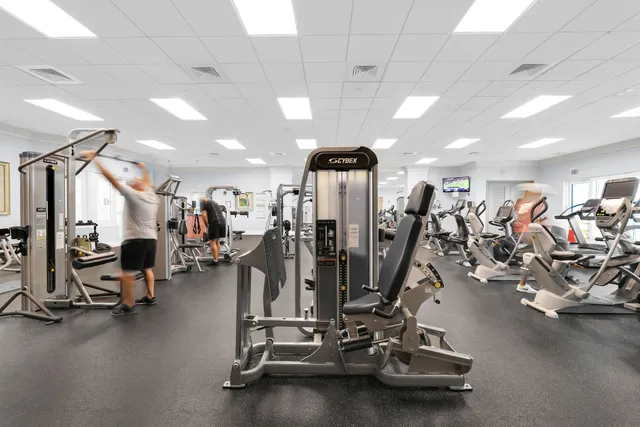 $899,000 | 2650 Lake Shore Drive, Unit 1006, Riviera Beach, FL 33404