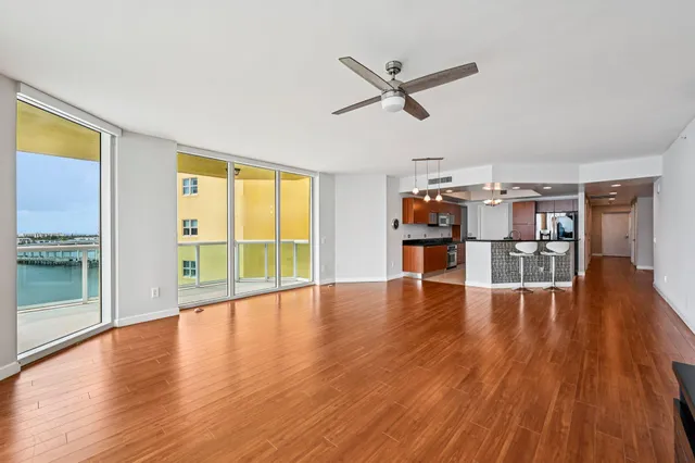 $899,000 | 2650 Lake Shore Drive, Unit 1006, Riviera Beach, FL 33404