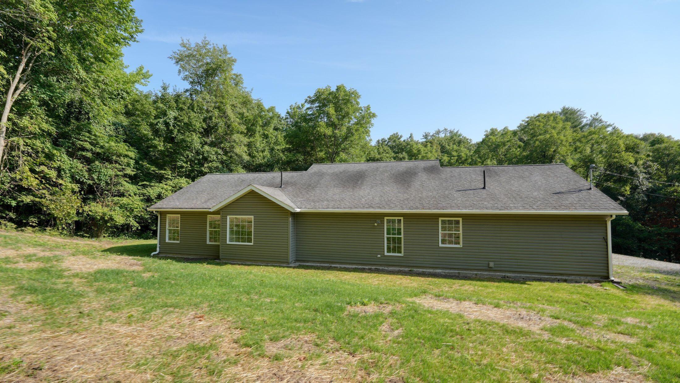 13182 Peacock Road Cambridge, OH 43725 - Photo 37 of 43 VLxxQYWB