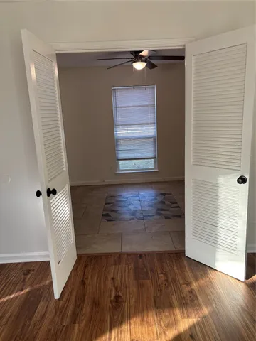 $1,950 | 4322 Woodmont Drive, Houston, TX 77045