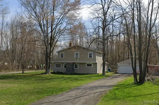 $125,000 | 481 Poplar Avenue, Evans, NY 14006