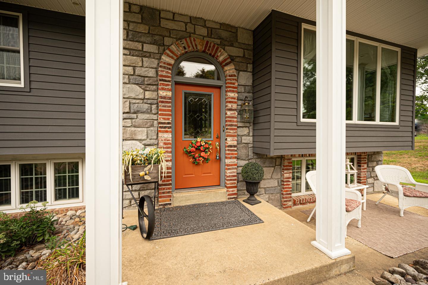 8 Devon Lane Media, PA 19063 - Photo 5 of 75