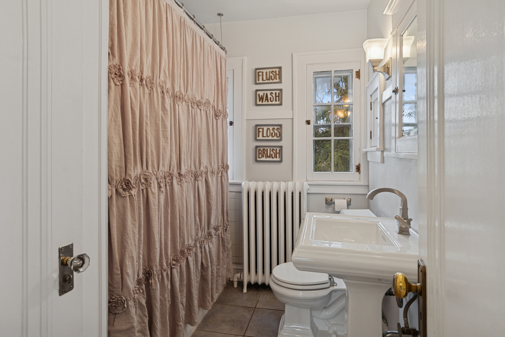 917 Division Street Lisle, IL 60532 - Photo 17 of 27