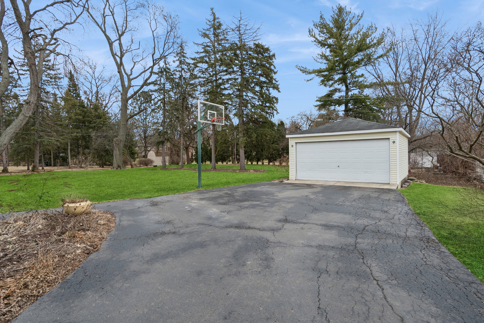 917 Division Street Lisle, IL 60532 - Photo 18 of 27