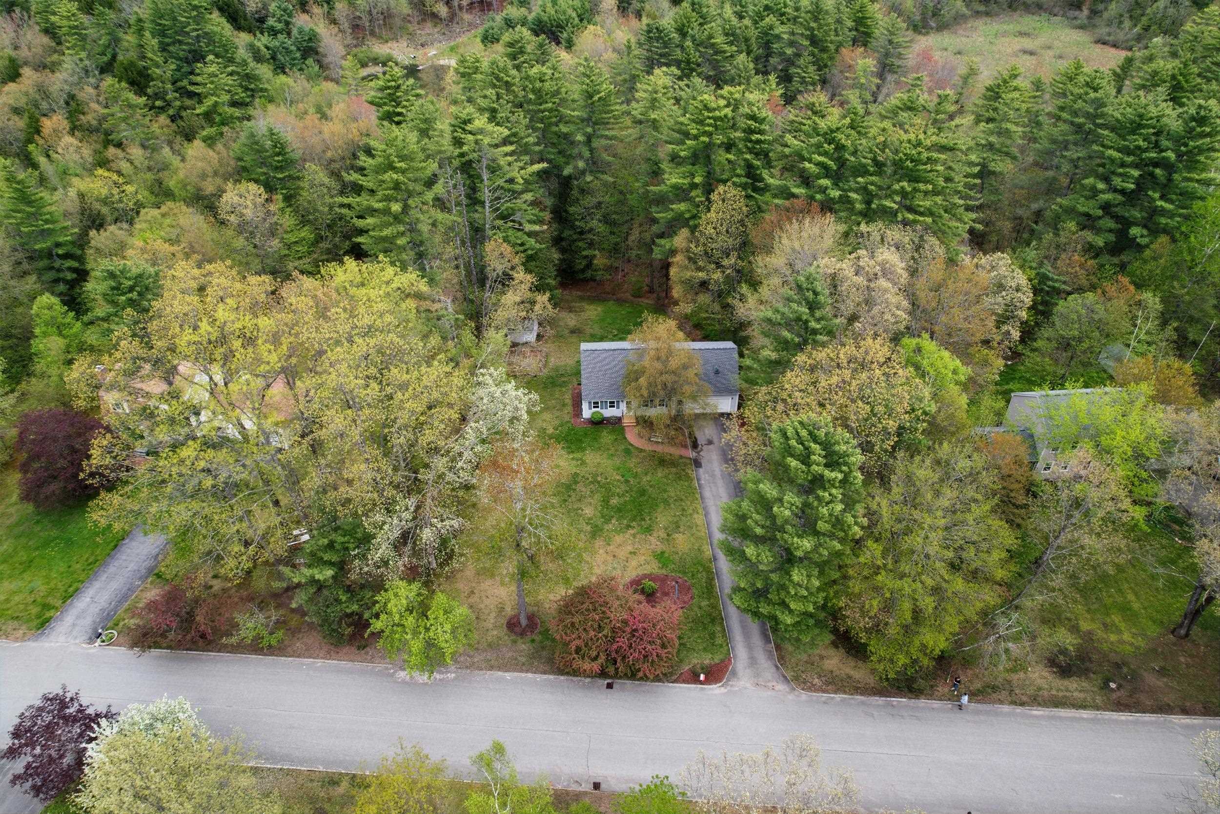 20 Edward Drive Concord, NH 03301 - Photo 5 of 41