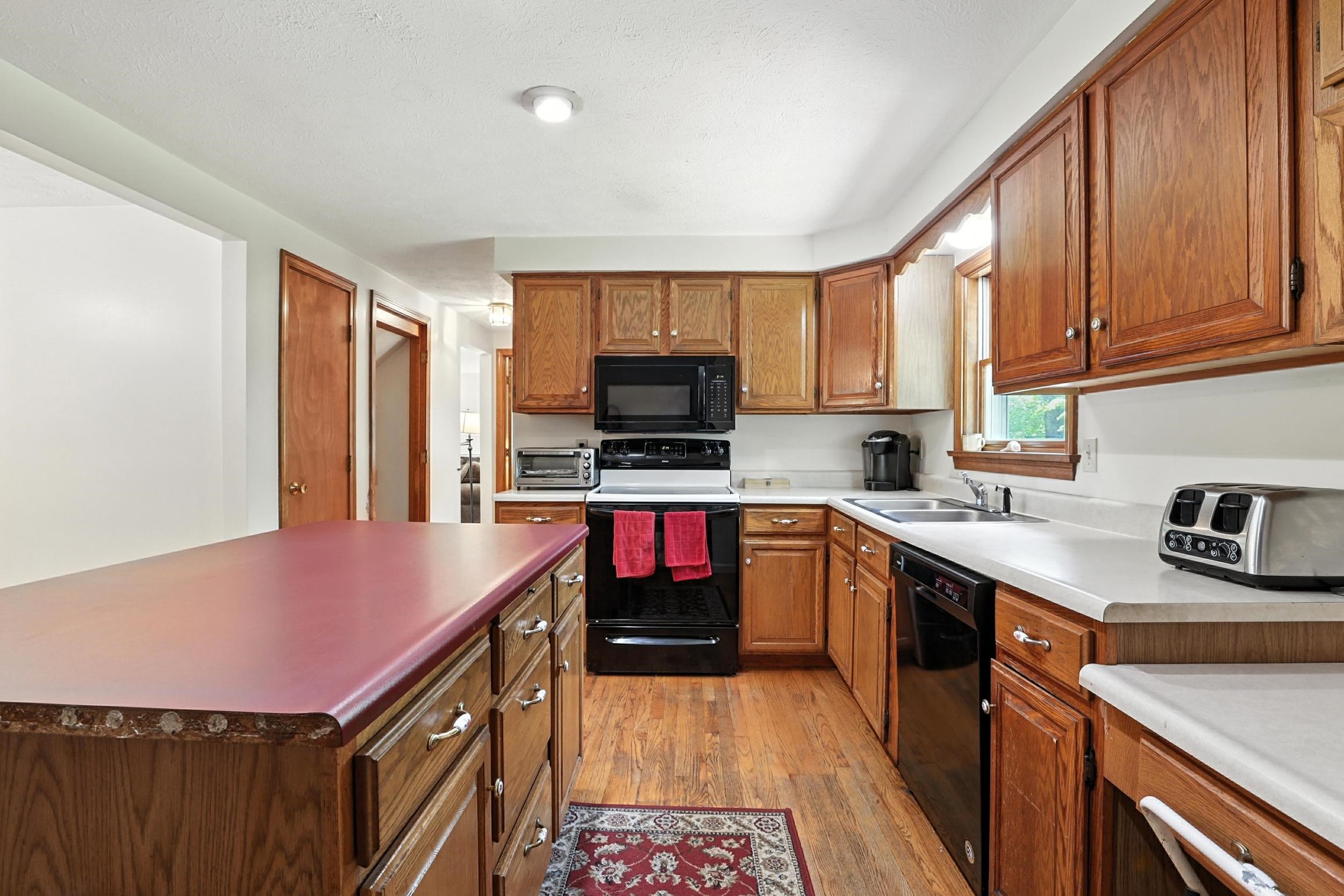 20 Edward Drive Concord, NH 03301 - Photo 10 of 41