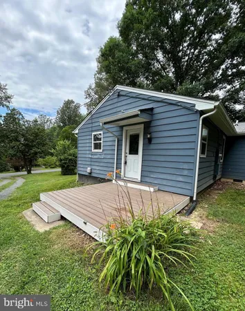 $314,990 | 1346 North Lakeshore Drive, Louisa, VA 23093