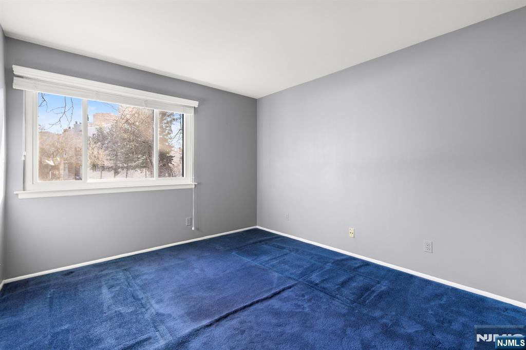 331 Sea Isle Key Secaucus, NJ 07094 - Photo 4 of 20