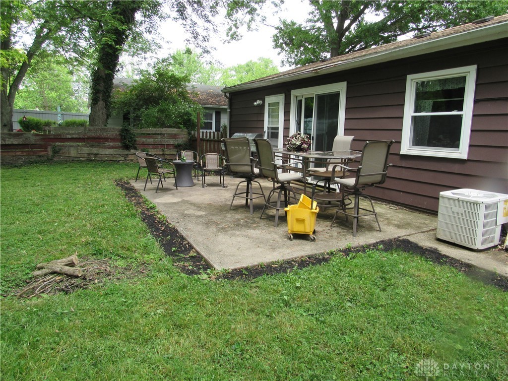 4083 Klepinger Road Dayton, OH 45416 - Photo 5 of 35 Gallery Image 5