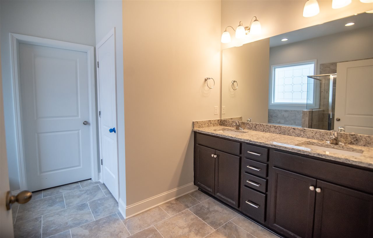7407 Randshire Way Raleigh, NC 27616 - Photo 10 of 18 Master Bath/Spa