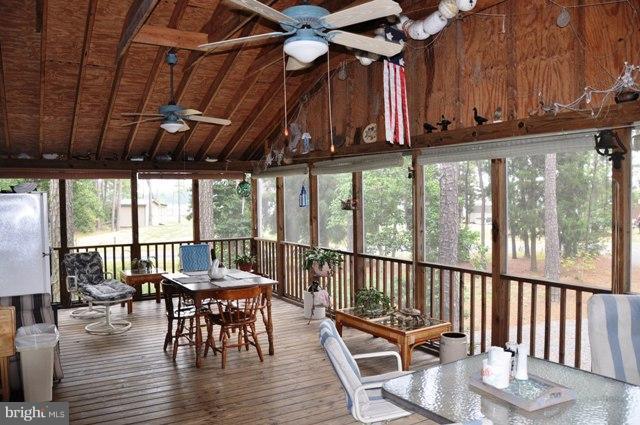 808 Seabreeze Road Cambridge, MD 21613 - Photo 5 of 8 Screened Porch
