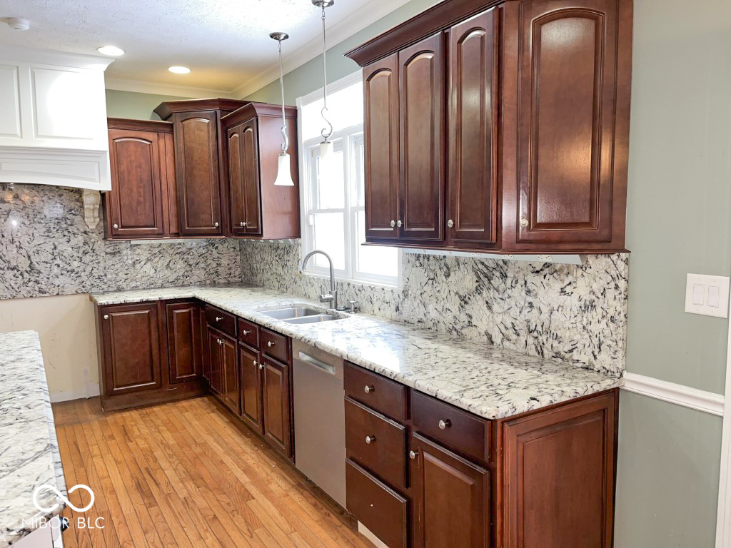 12432 Silver Bay Circle Indianapolis, IN 46236 - Photo 5 of 16