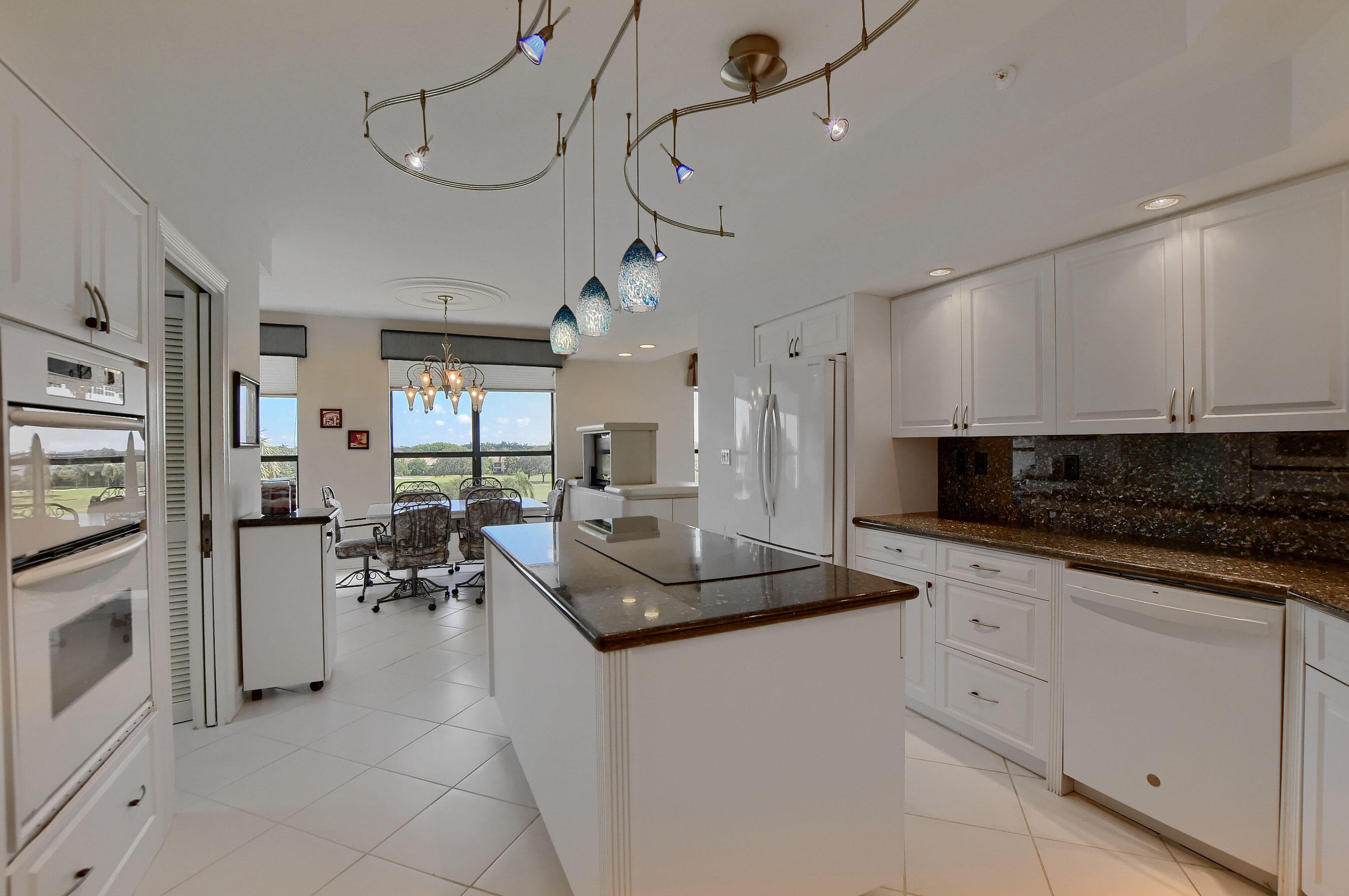 7235 Promenade Drive, Unit 502J Boca Raton, FL 33433 - Photo 19 of 94 35_ebf_6425-hdr(5)