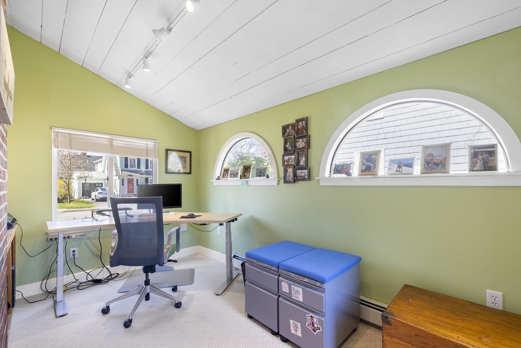 15 Pickwick Road Marblehead, MA 01945 - Photo 11 of 30 a room with furniture and a window