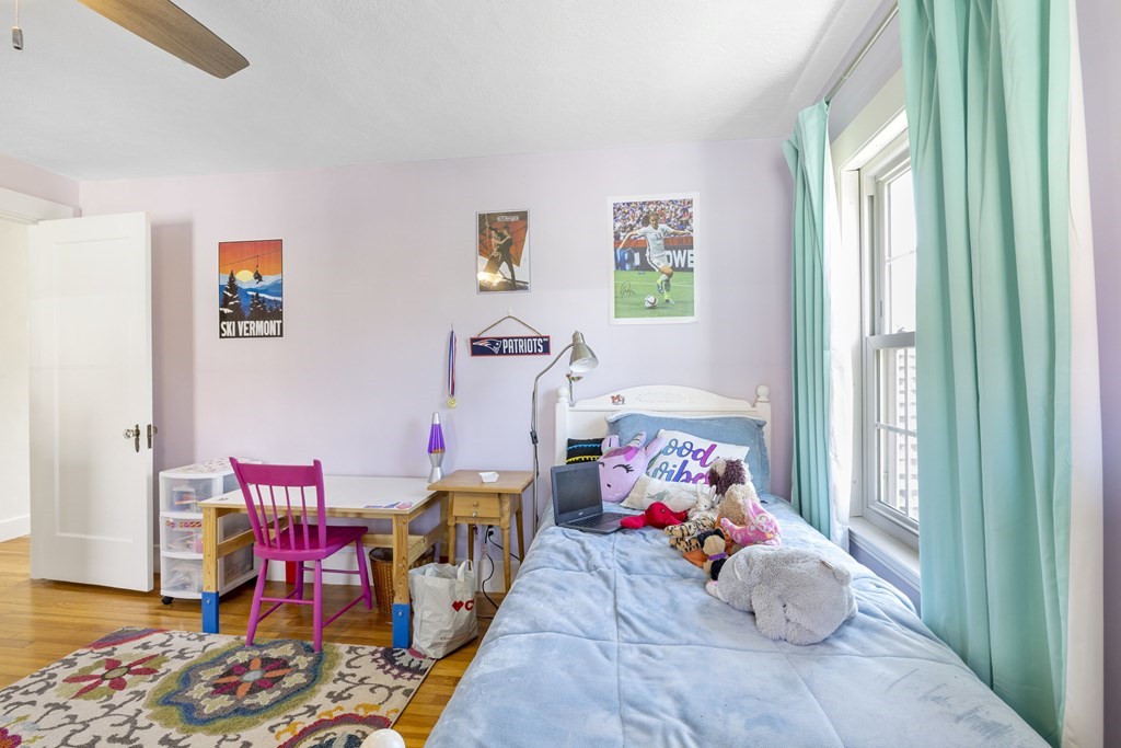 15 Pickwick Road Marblehead, MA 01945 - Photo 16 of 30 a room with toys and wooden floor