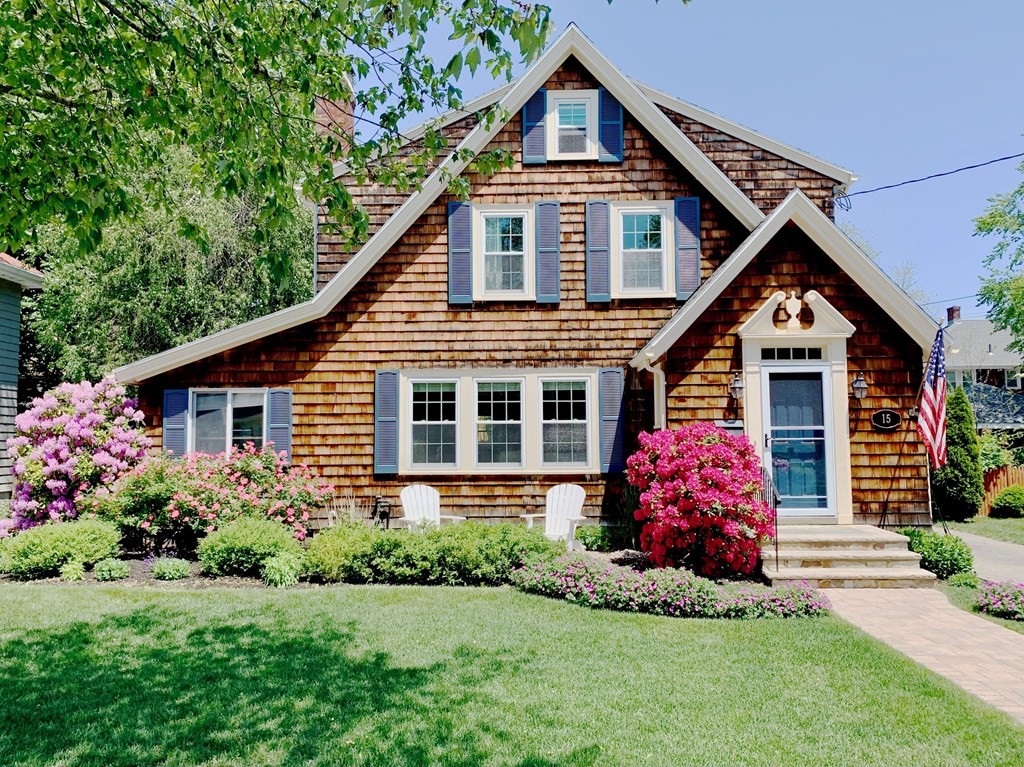 15 Pickwick Road Marblehead, MA 01945 - Photo 2 of 30 a front view of a house with a yard and garage