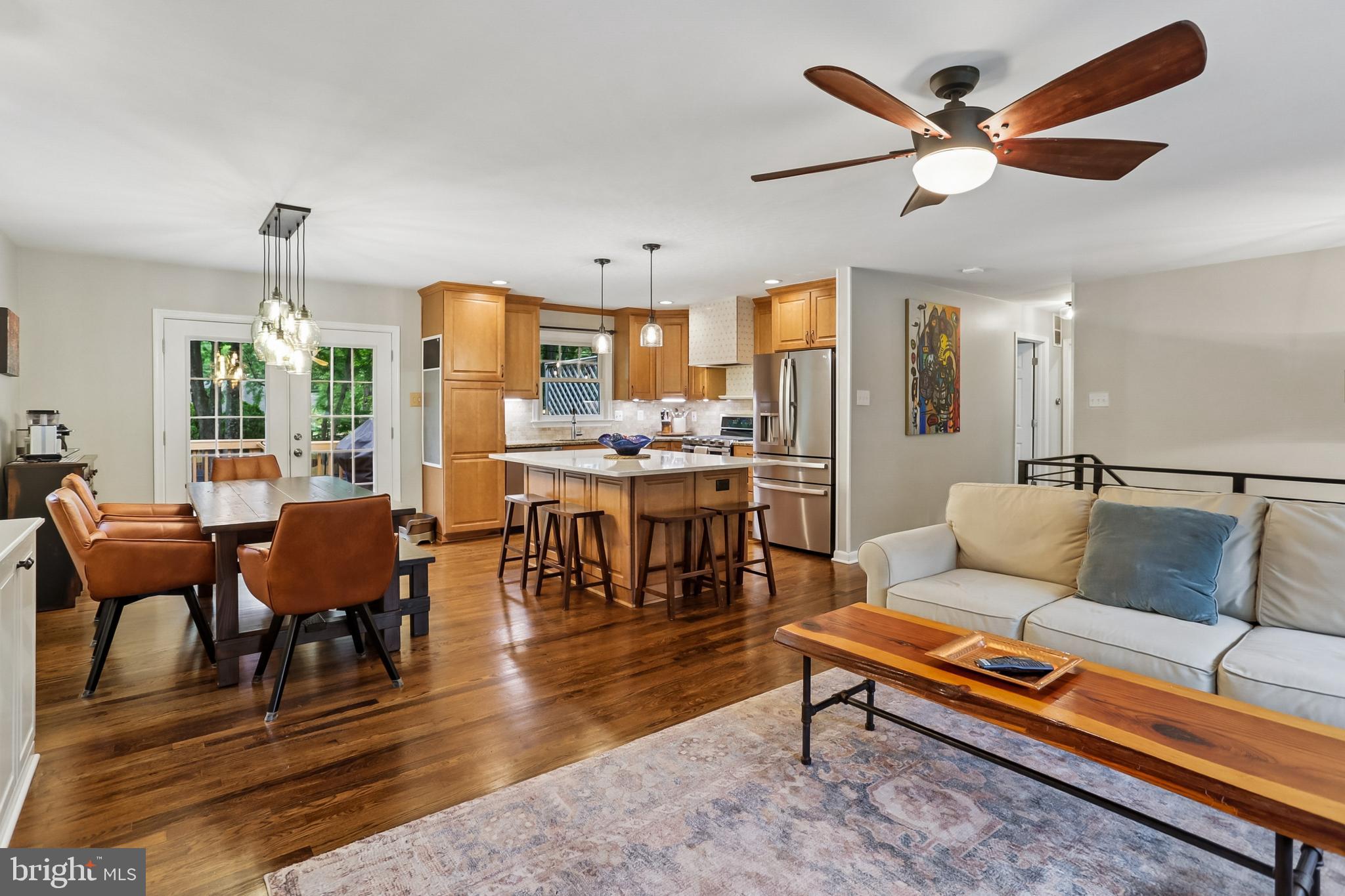 2003 Rampart Drive Alexandria, VA 22308 - Photo 1 of 38 Open and Bright