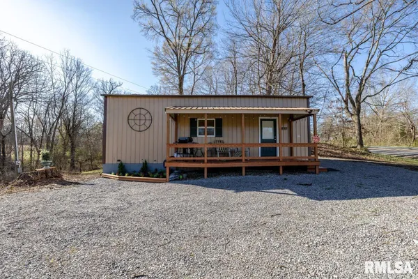 $129,000 | 49 Highway 34, Rosiclare, IL 62982