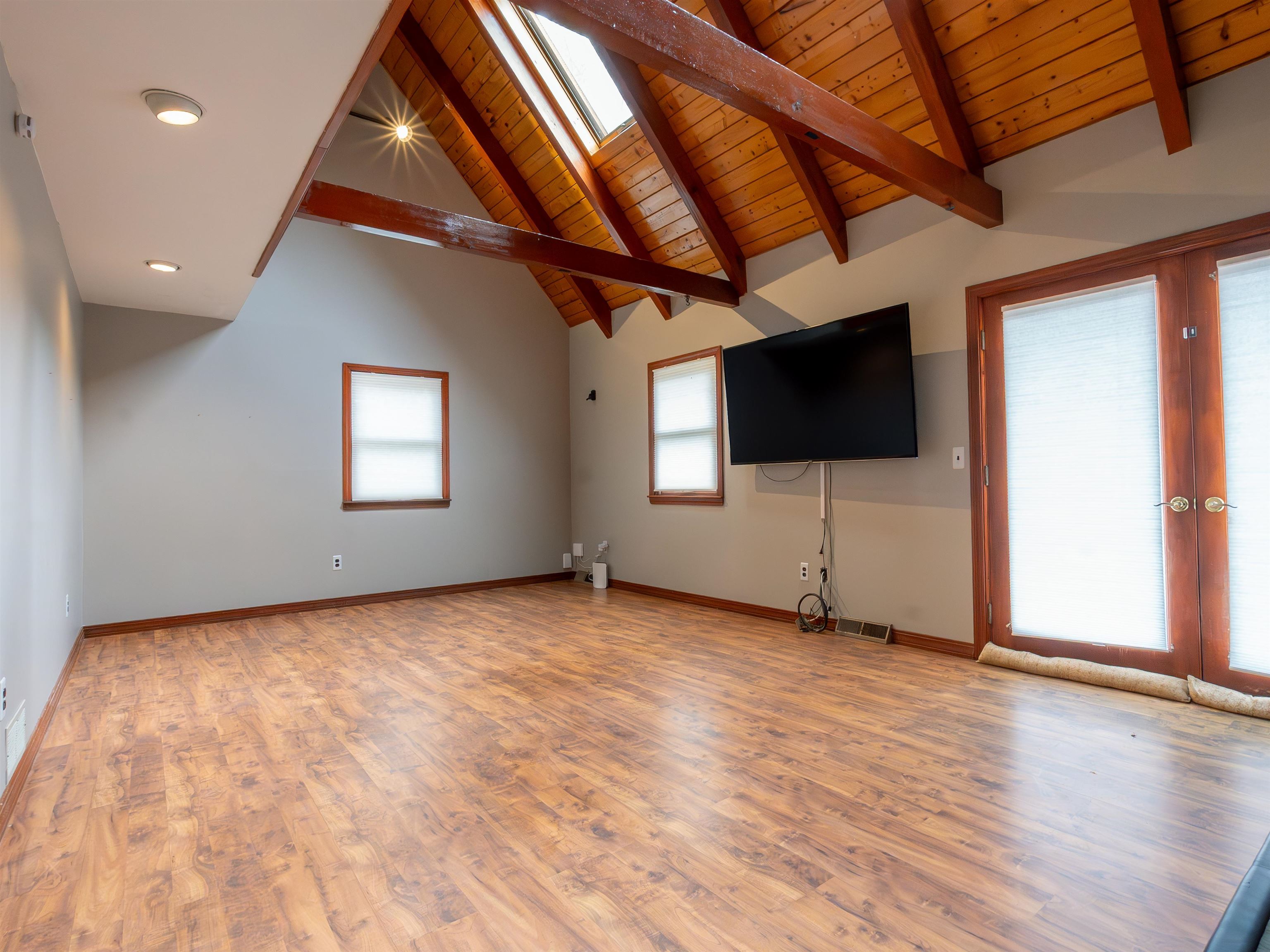 95 Plain Road Hinsdale, NH 03451 - Photo 5 of 49 Gallery Image 5