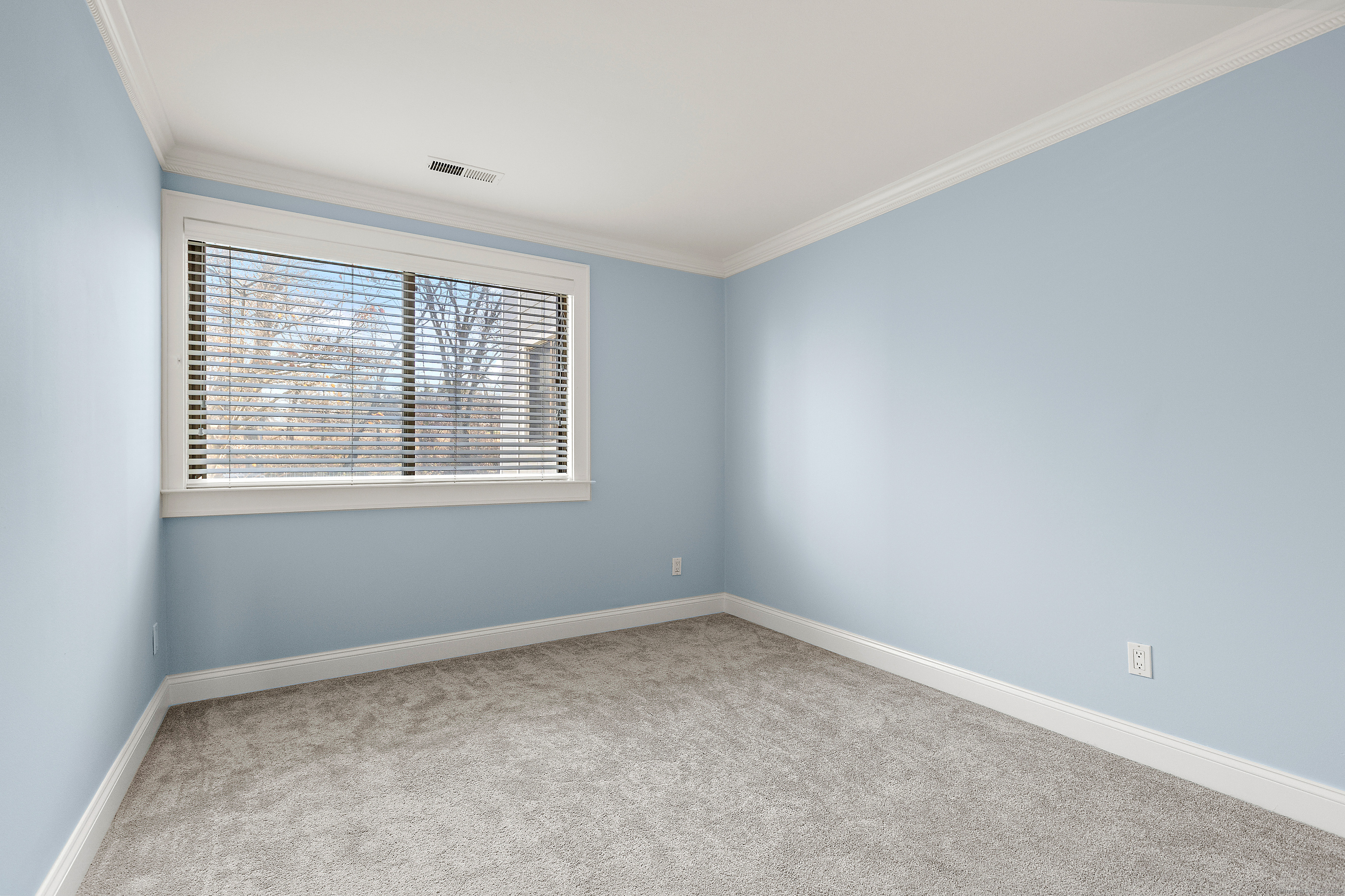 133 Rowayton Woods Drive, Unit 133 Norwalk, CT 06854 - Photo 26 of 40 Bedroom #2