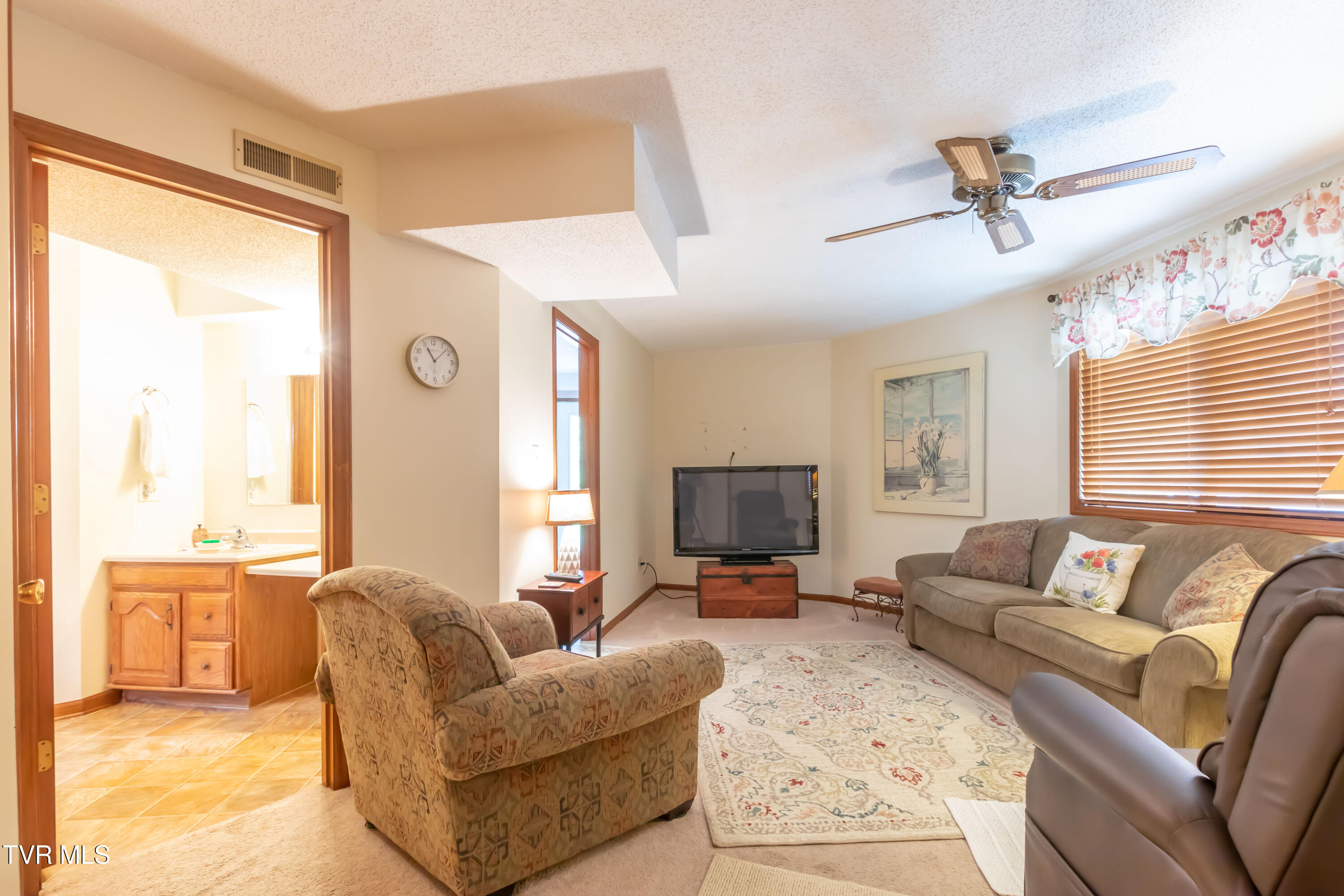 542 Sulpher Spring Road Chilhowie, VA 24319 - Photo 18 of 26 Den