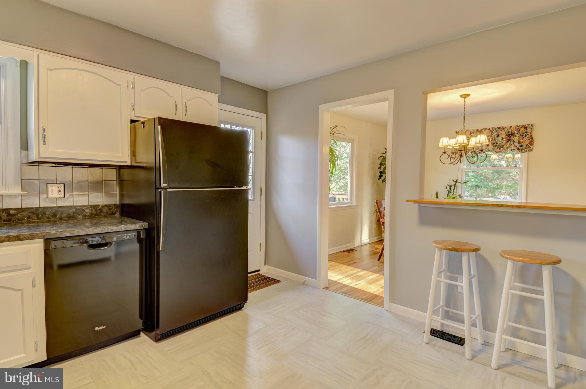 3541 Patuxent Road Huntingtown, MD 20639 - Photo 11 of 30 Kitchen