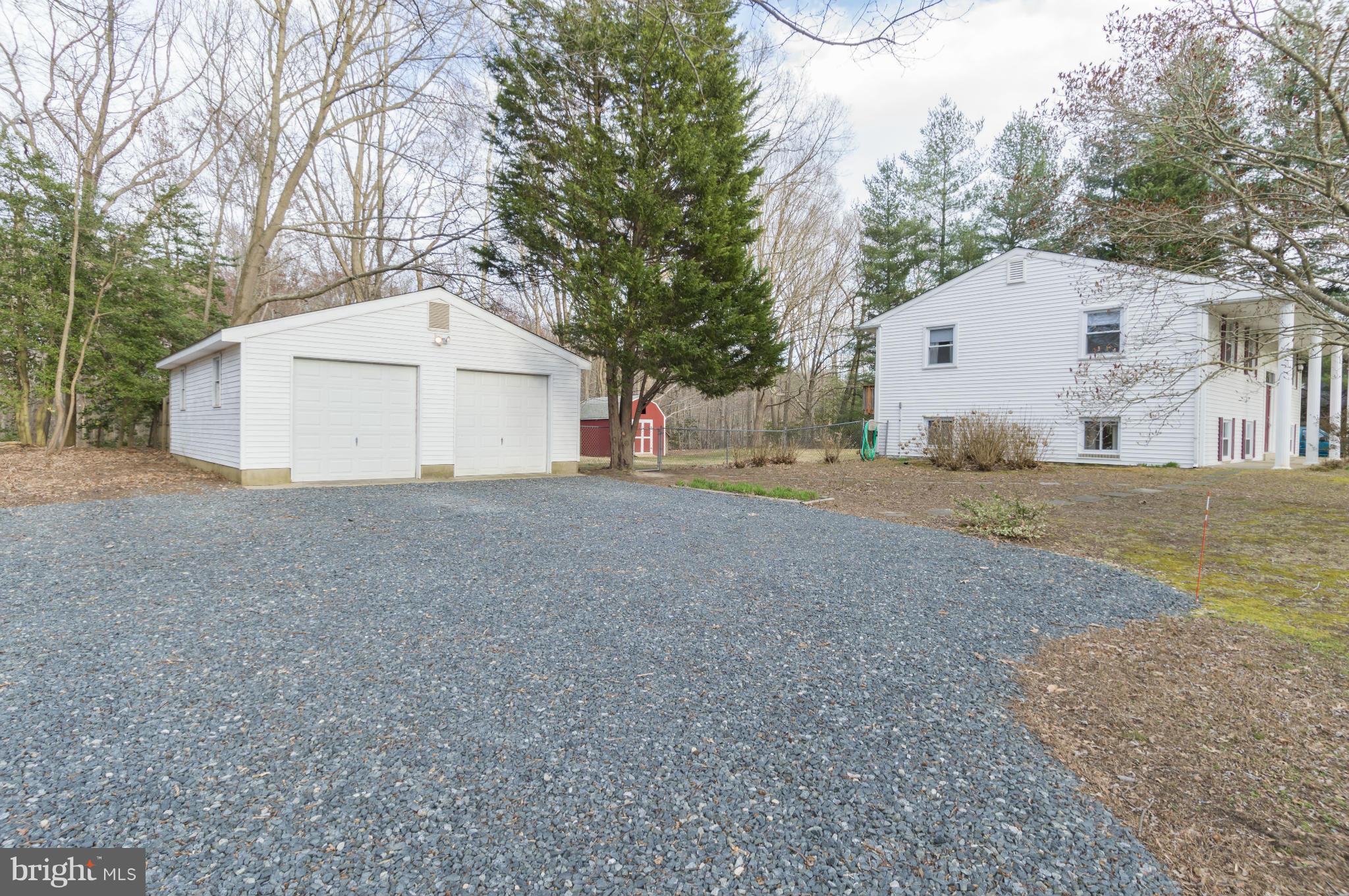 3541 Patuxent Road Huntingtown, MD 20639 - Photo 5 of 30 Exterior (Front)