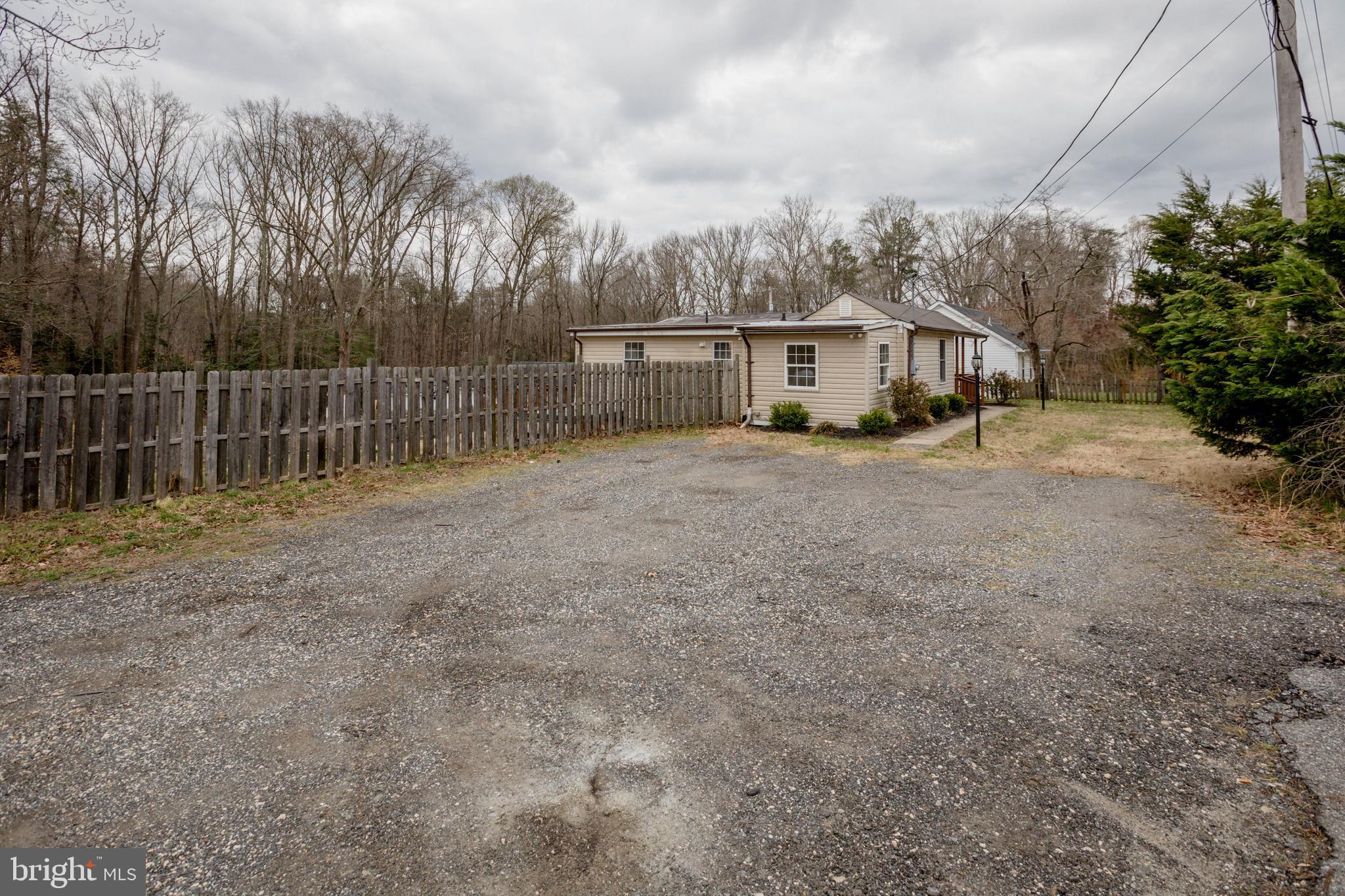 4266 Hallowing Point Road Prince Frederick, MD 20678 - Photo 7 of 28 Gallery Image 7