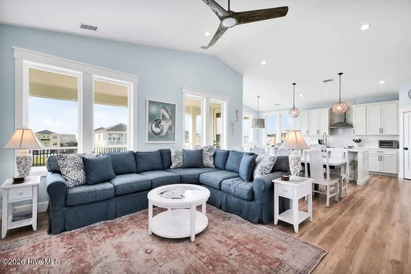 $2,150,000 | 413 East 4th Street, Ocean Isle Beach, NC 28469